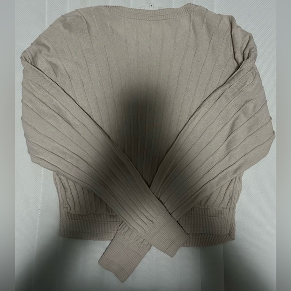 S O L D Ba&sh Jynx Sweater - Picture 3 of 3